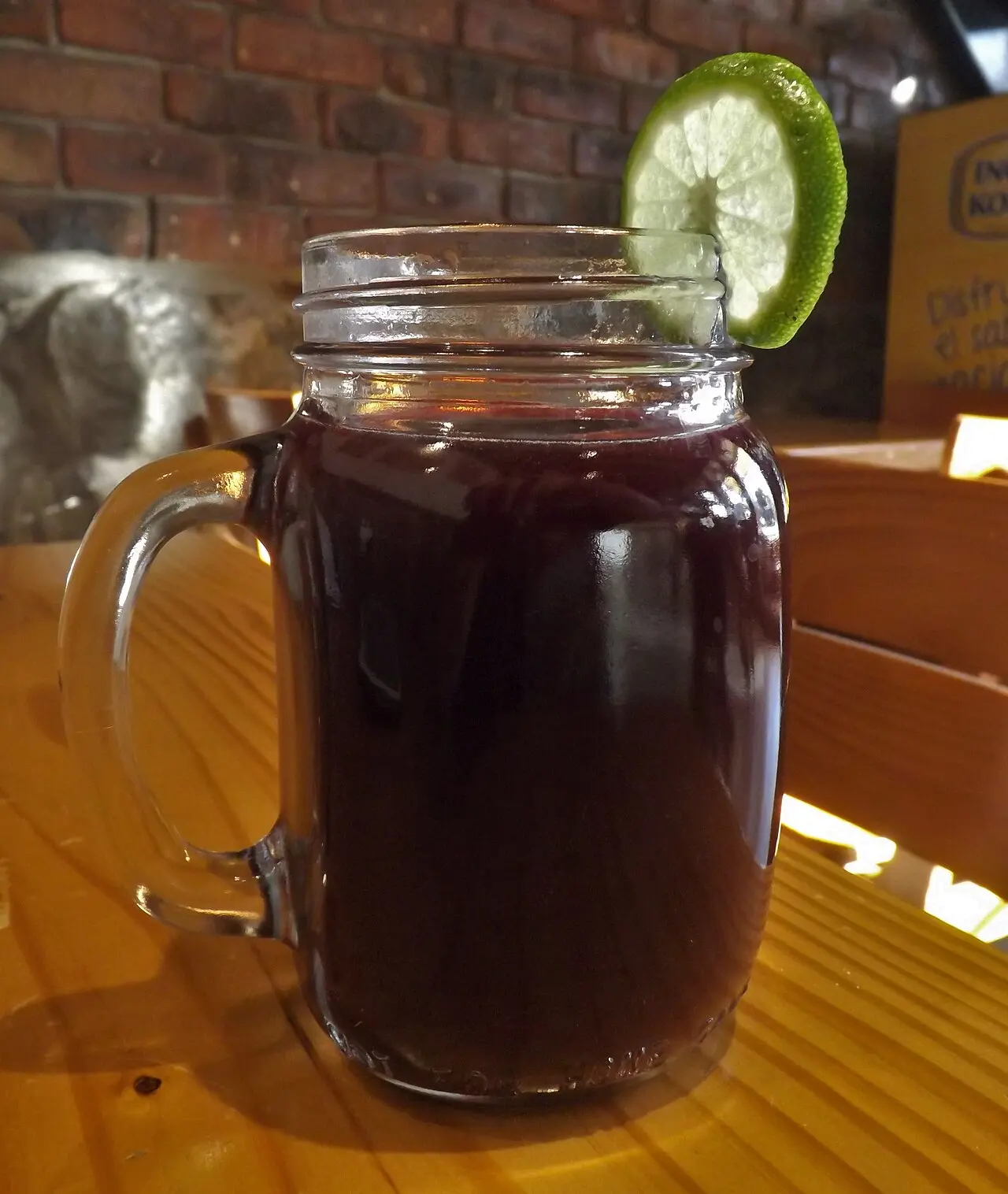 Jarra de chicha morada